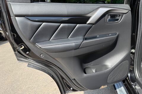 Mitsubishi Shogun Sport DI-D 4 - 7 SEATER - FULL MITSUBISHI SERVICE HISTORY - ADAPTIVE CRUISE CONTR 28