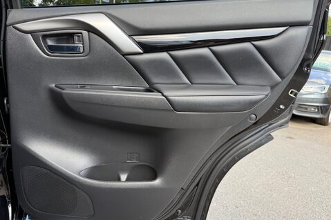Mitsubishi Shogun Sport DI-D 4 - 7 SEATER - FULL MITSUBISHI SERVICE HISTORY - ADAPTIVE CRUISE CONTR 29