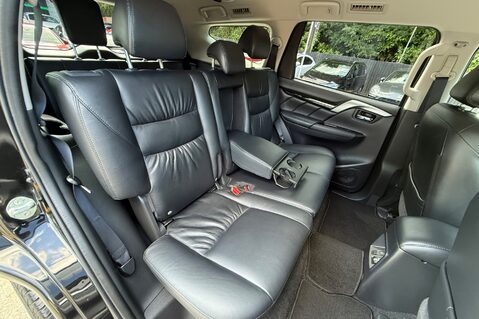 Mitsubishi Shogun Sport DI-D 4 - 7 SEATER - FULL MITSUBISHI SERVICE HISTORY - ADAPTIVE CRUISE CONTR 31