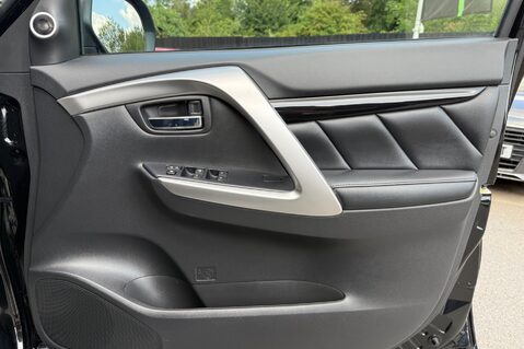 Mitsubishi Shogun Sport DI-D 4 - 7 SEATER - FULL MITSUBISHI SERVICE HISTORY - ADAPTIVE CRUISE CONTR 35