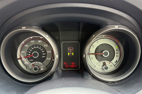 Mitsubishi Shogun DI-D SG3 - FSH WITH 11 SERVICE STAMPS  40