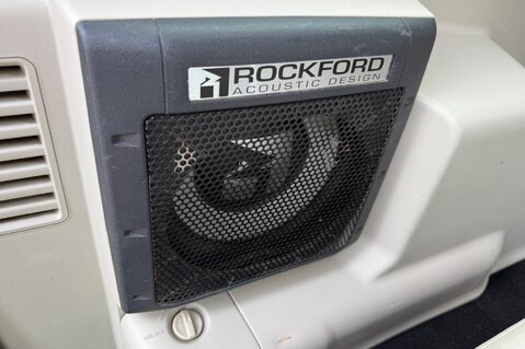 Mitsubishi Shogun DI-D SG3 - FSH WITH 11 SERVICE STAMPS  54