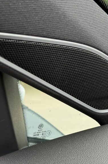 Volkswagen Golf GTI PERFORMANCE TSI DSG - ART VELOUR SEATS -DYNAUDIO -CAMERA -BRESCIA 19s 