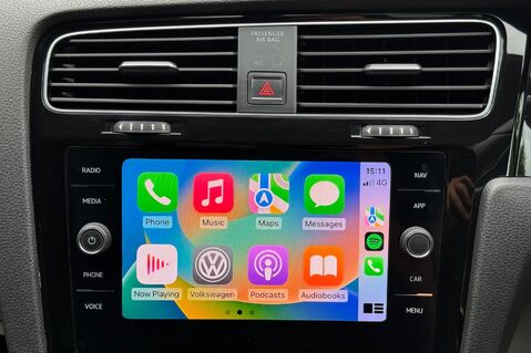 Volkswagen Golf GTI PERFORMANCE TSI DSG - ART VELOUR SEATS -DYNAUDIO -CAMERA -BRESCIA 19s 5