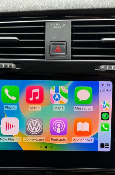 Volkswagen Golf GTI PERFORMANCE TSI DSG - ART VELOUR SEATS -DYNAUDIO -CAMERA -BRESCIA 19s 