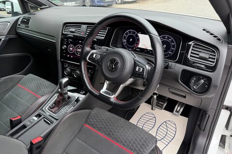 Volkswagen Golf GTI PERFORMANCE TSI DSG - ART VELOUR SEATS -DYNAUDIO -CAMERA -BRESCIA 19s 15