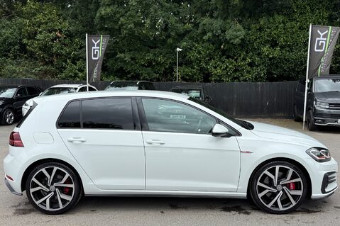 Volkswagen Golf GTI PERFORMANCE TSI DSG - ART VELOUR SEATS -DYNAUDIO -CAMERA -BRESCIA 19s 6