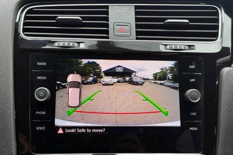 Volkswagen Golf GTI PERFORMANCE TSI DSG - ART VELOUR SEATS -DYNAUDIO -CAMERA -BRESCIA 19s 36
