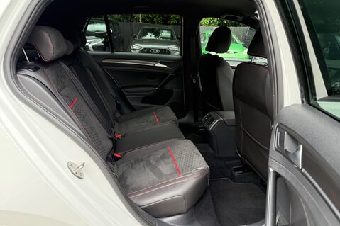 Volkswagen Golf GTI PERFORMANCE TSI DSG - ART VELOUR SEATS -DYNAUDIO -CAMERA -BRESCIA 19s 25