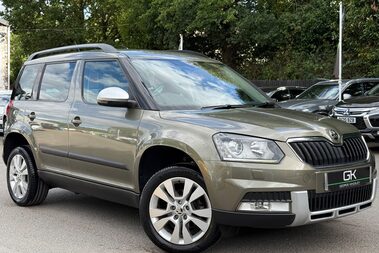 Skoda Yeti Outdoor SE L TSI DSG - ONE OWNER - 11 SKODA MAIN DEALER SERVICES