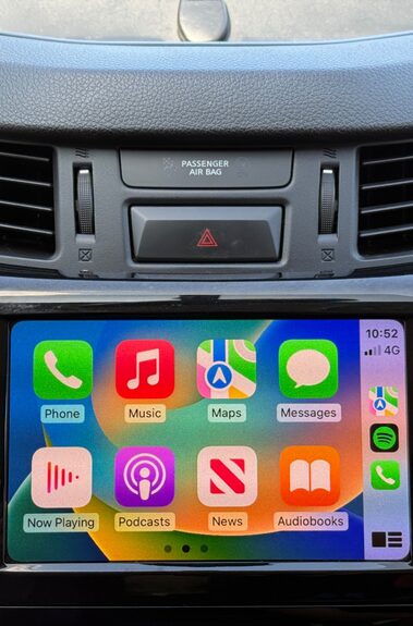 Nissan Navara DCI TEKNA AUTOMATIC -ONE OWNER -NO VAT-APPLE CAR PLAY -TOWBAR -CANOPY 