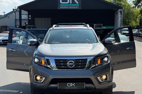 Nissan Navara DCI TEKNA AUTOMATIC -ONE OWNER -NO VAT-APPLE CAR PLAY -TOWBAR -CANOPY 20