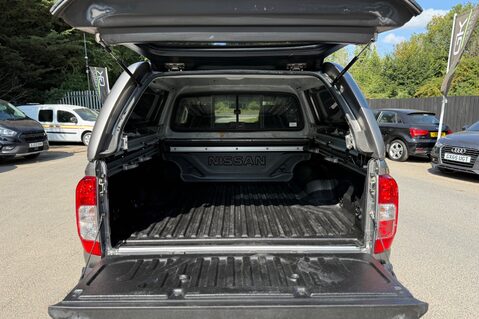 Nissan Navara DCI TEKNA AUTOMATIC -ONE OWNER -NO VAT-APPLE CAR PLAY -TOWBAR -CANOPY 46