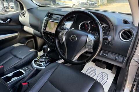 Nissan Navara DCI TEKNA AUTOMATIC -ONE OWNER -NO VAT-APPLE CAR PLAY -TOWBAR -CANOPY 15