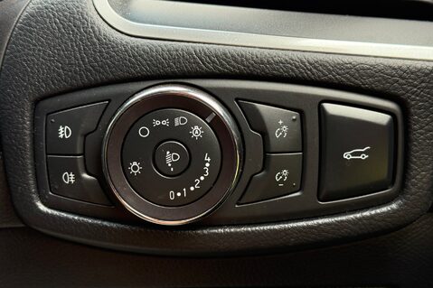 Ford Edge SPORT TDCI - REVERSE CAMERA - APPLE CAR PLAY - ELECTRIC TAILGATE 51