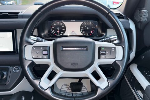 Land Rover Defender X-DYNAMIC SE MHEV - PREDATOR BODYKIT - 22 INCH ALLOYS -FULL LAND ROVER SERV 8