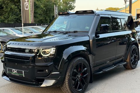 Land Rover Defender X-DYNAMIC SE MHEV - PREDATOR BODYKIT - 22 INCH ALLOYS -FULL LAND ROVER SERV 11