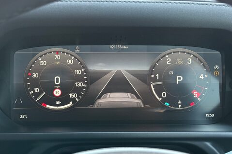 Land Rover Defender X-DYNAMIC SE MHEV - PREDATOR BODYKIT - 22 INCH ALLOYS -FULL LAND ROVER SERV 40