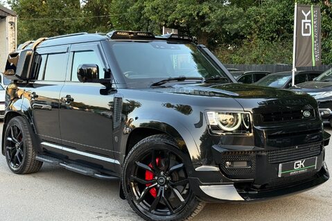 Land Rover Defender X-DYNAMIC SE MHEV - PREDATOR BODYKIT - 22 INCH ALLOYS -FULL LAND ROVER SERV 1