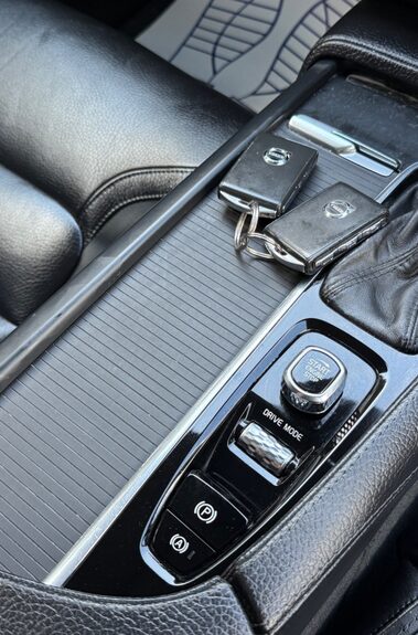 Volvo V90 D5 POWERPULSE CROSS COUNTRY PRO AWD -RARE CAR - REVERSE CAMERA 