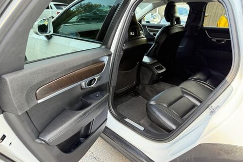 Volvo V90 D5 POWERPULSE CROSS COUNTRY PRO AWD -RARE CAR - REVERSE CAMERA 27