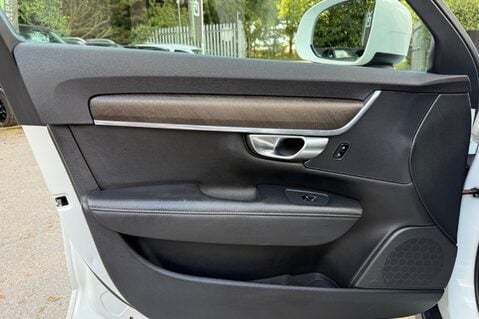 Volvo V90 D5 POWERPULSE CROSS COUNTRY PRO AWD -RARE CAR - REVERSE CAMERA 25