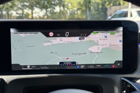 Mercedes-Benz A Class AMG A 35 4MATIC PREMIUM PLUS MHEV - AERO KIT -PAN ROOF -ELECTRIC SEATS 52