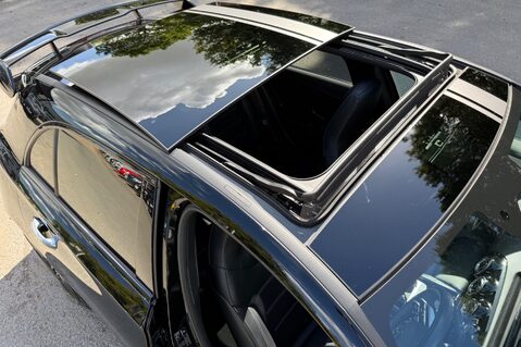 Mercedes-Benz A Class AMG A 35 4MATIC PREMIUM PLUS MHEV - AERO KIT -PAN ROOF -ELECTRIC SEATS 25