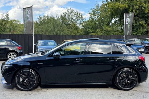 Mercedes-Benz A Class AMG A 35 4MATIC PREMIUM PLUS MHEV - AERO KIT -PAN ROOF -ELECTRIC SEATS 12