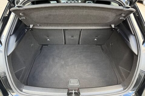 Mercedes-Benz A Class AMG A 35 4MATIC PREMIUM PLUS MHEV - AERO KIT -PAN ROOF -ELECTRIC SEATS 68