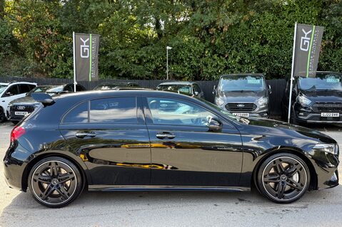 Mercedes-Benz A Class AMG A 35 4MATIC PREMIUM PLUS MHEV - AERO KIT -PAN ROOF -ELECTRIC SEATS 6