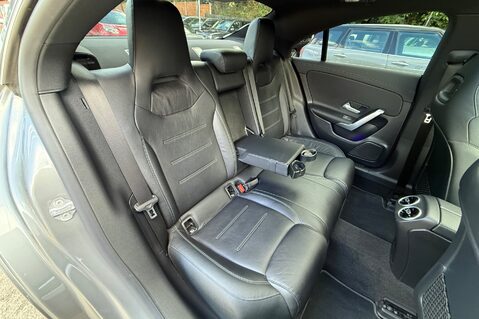 Mercedes-Benz CLA Class CLA 180 AMG LINE PREMIUM PLUS - PAN ROOF - VAT Q - FULL MB SERVICE HISTORY 32