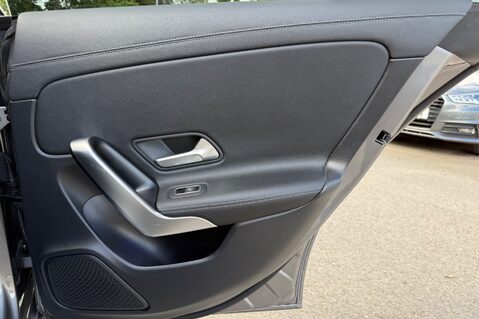 Mercedes-Benz CLA Class CLA 180 AMG LINE PREMIUM PLUS - PAN ROOF - VAT Q - FULL MB SERVICE HISTORY 35