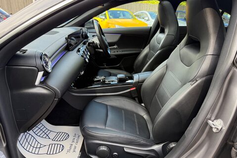 Mercedes-Benz CLA Class CLA 180 AMG LINE PREMIUM PLUS - PAN ROOF - VAT Q - FULL MB SERVICE HISTORY 27