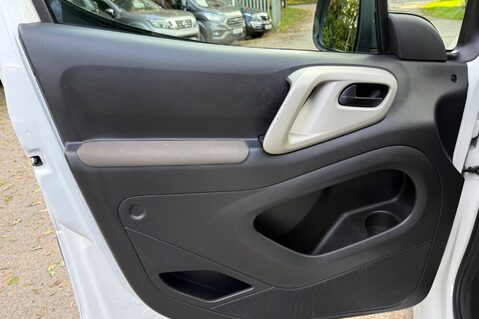 Citroen Berlingo Multispace 1.6 HDi GALICIA LHD - LEFT HAND DRIVE - NEW MOT - ULEZ / CAZ COMPLIANT  26