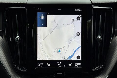 Volvo XC60 B4 R-DESIGN PRO AWD - 22 INCH ALLOY WHEELS - CRYSTAL WHITE PAINT 13