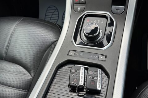 Land Rover Range Rover Evoque TD4 HSE DYNAMIC - 2 OWNERS - FULL SERVICE HISTORY - BRITISH RACING GREEN 13