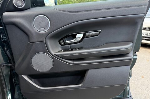 Land Rover Range Rover Evoque TD4 HSE DYNAMIC - 2 OWNERS - FULL SERVICE HISTORY - BRITISH RACING GREEN 35