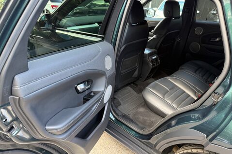 Land Rover Range Rover Evoque TD4 HSE DYNAMIC - 2 OWNERS - FULL SERVICE HISTORY - BRITISH RACING GREEN 28