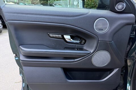 Land Rover Range Rover Evoque TD4 HSE DYNAMIC - 2 OWNERS - FULL SERVICE HISTORY - BRITISH RACING GREEN 27