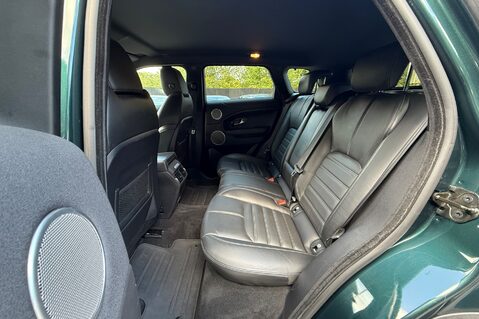 Land Rover Range Rover Evoque TD4 HSE DYNAMIC - 2 OWNERS - FULL SERVICE HISTORY - BRITISH RACING GREEN 30