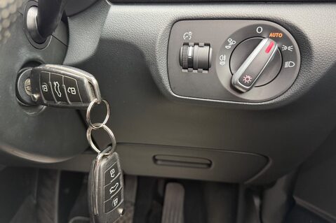 Audi Q3 TFSI S LINE EDITION DSG AUTOMATIC - ONE OWNER - FULL AUDI SERVICE HISTORY 40