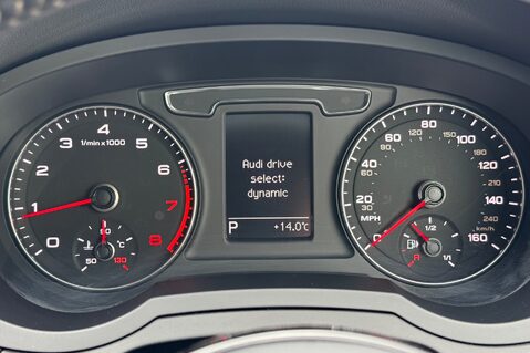 Audi Q3 TFSI S LINE EDITION DSG AUTOMATIC - ONE OWNER - FULL AUDI SERVICE HISTORY 33