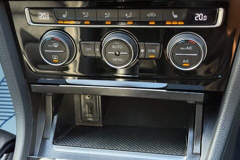 Volkswagen Golf GTD TDI DSG - RARE FULL LEATHER INTERIOR - CAMBELT CHANGED - NEW MOT 45