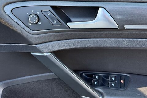 Volkswagen Golf GTD TDI DSG - RARE FULL LEATHER INTERIOR - CAMBELT CHANGED - NEW MOT 36