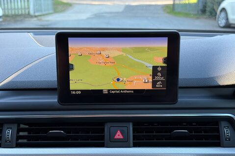 Audi A4 AVANT TFSI SE - APPLE CARPLAY -SAT NAV -HEATED SEATS -POWER FOLD MIRRORS 37
