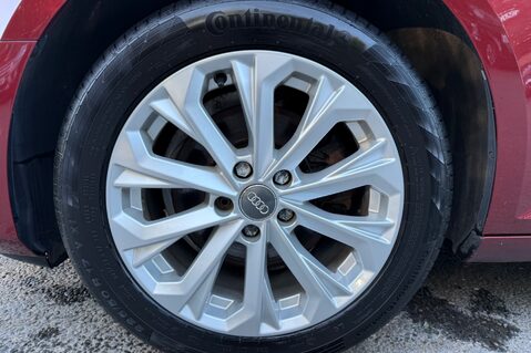 Audi A4 AVANT TFSI SE - APPLE CARPLAY -SAT NAV -HEATED SEATS -POWER FOLD MIRRORS 58