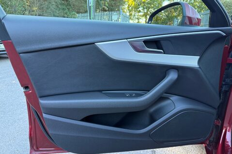 Audi A4 AVANT TFSI SE - APPLE CARPLAY -SAT NAV -HEATED SEATS -POWER FOLD MIRRORS 24