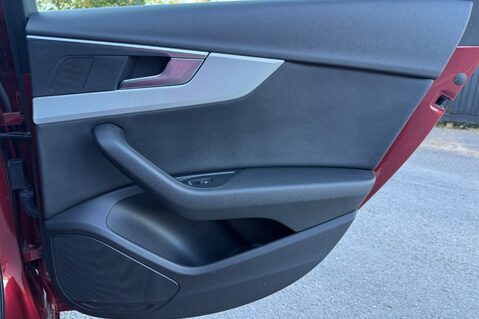 Audi A4 AVANT TFSI SE - APPLE CARPLAY -SAT NAV -HEATED SEATS -POWER FOLD MIRRORS 30