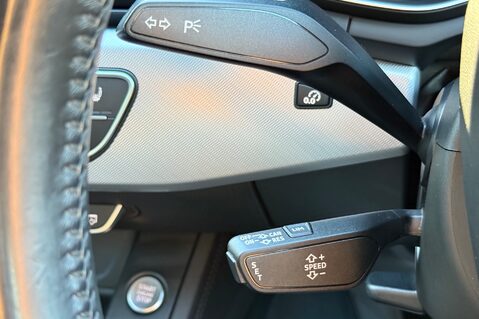 Audi A4 AVANT TFSI SE - APPLE CARPLAY -SAT NAV -HEATED SEATS -POWER FOLD MIRRORS 43